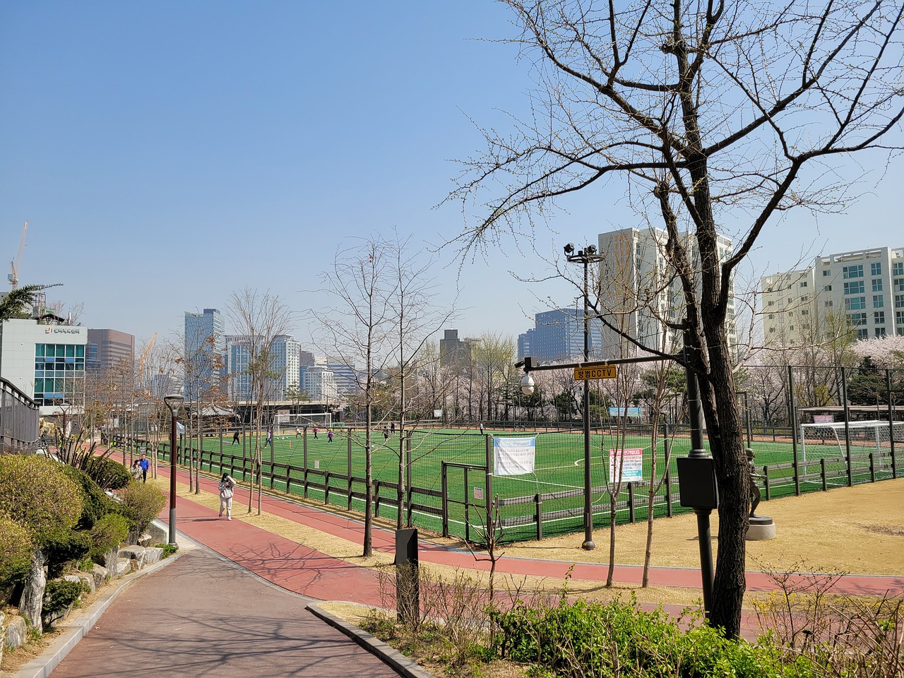 勞塔羅的高 勞塔羅的高